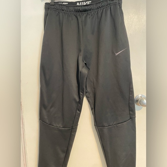 Nike Dri-Fit Sweatpants - Picture 2 of 11